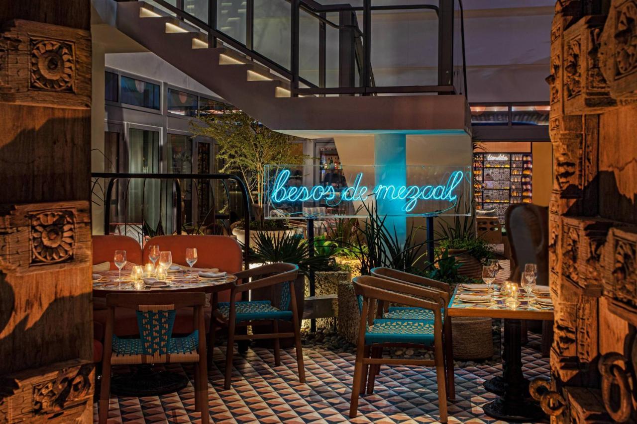 Moxy Miami South Beach Miami Beach Exteriör bild